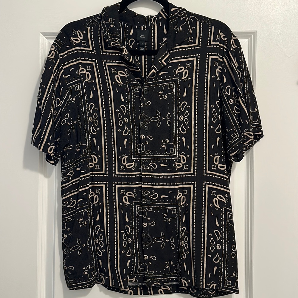 Turkish Button Down